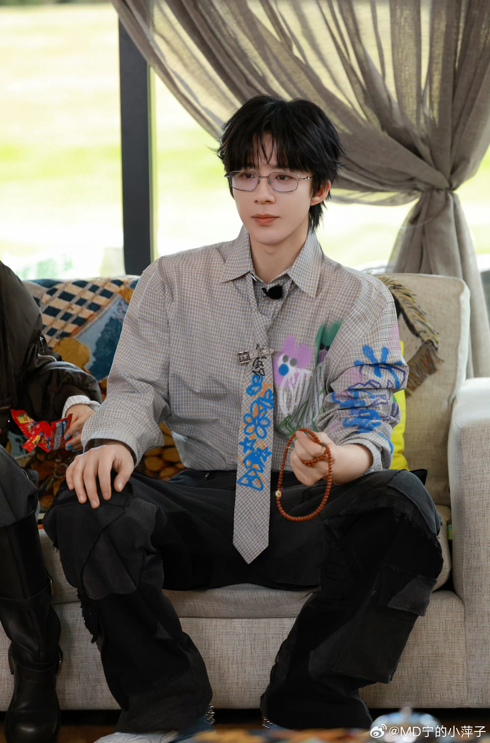 摩登兄弟刘宇宁刘宇宁嗓音藏尽故事，温柔根植本心。始于歌声，陷于人品，刘宇宁永