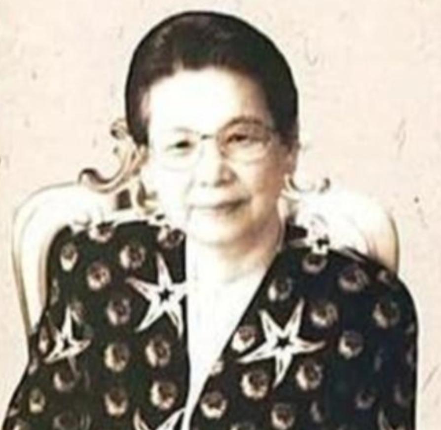 1988年，杨尚奎遗孀水静要去美国，李先念得知后，立马下令：“查查领事馆发证的人