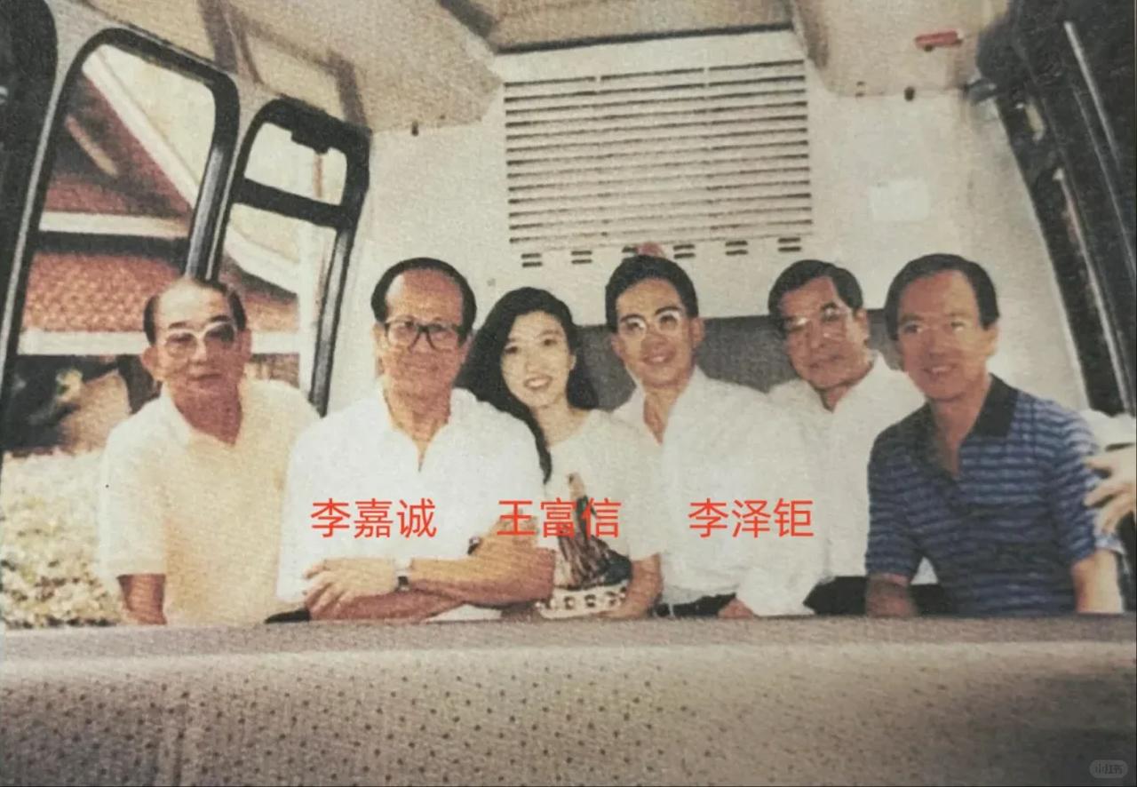 李嘉诚大儿子李泽钜，不管做生意还是个人生活，对比父亲都显得平平淡淡，性子安稳低调