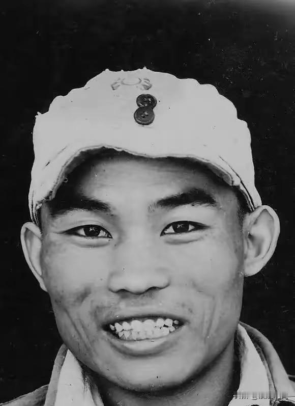 四百万解放军中仅此一人：张英才的硬核传奇四百万解放军战士里，仅此一人，前无