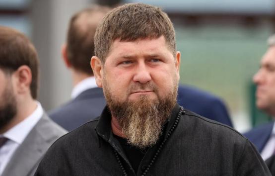 卡德罗夫公开表态：如果普京愿意，他的特种部队可以快速突击基辅，生擒泽连斯基和夫人