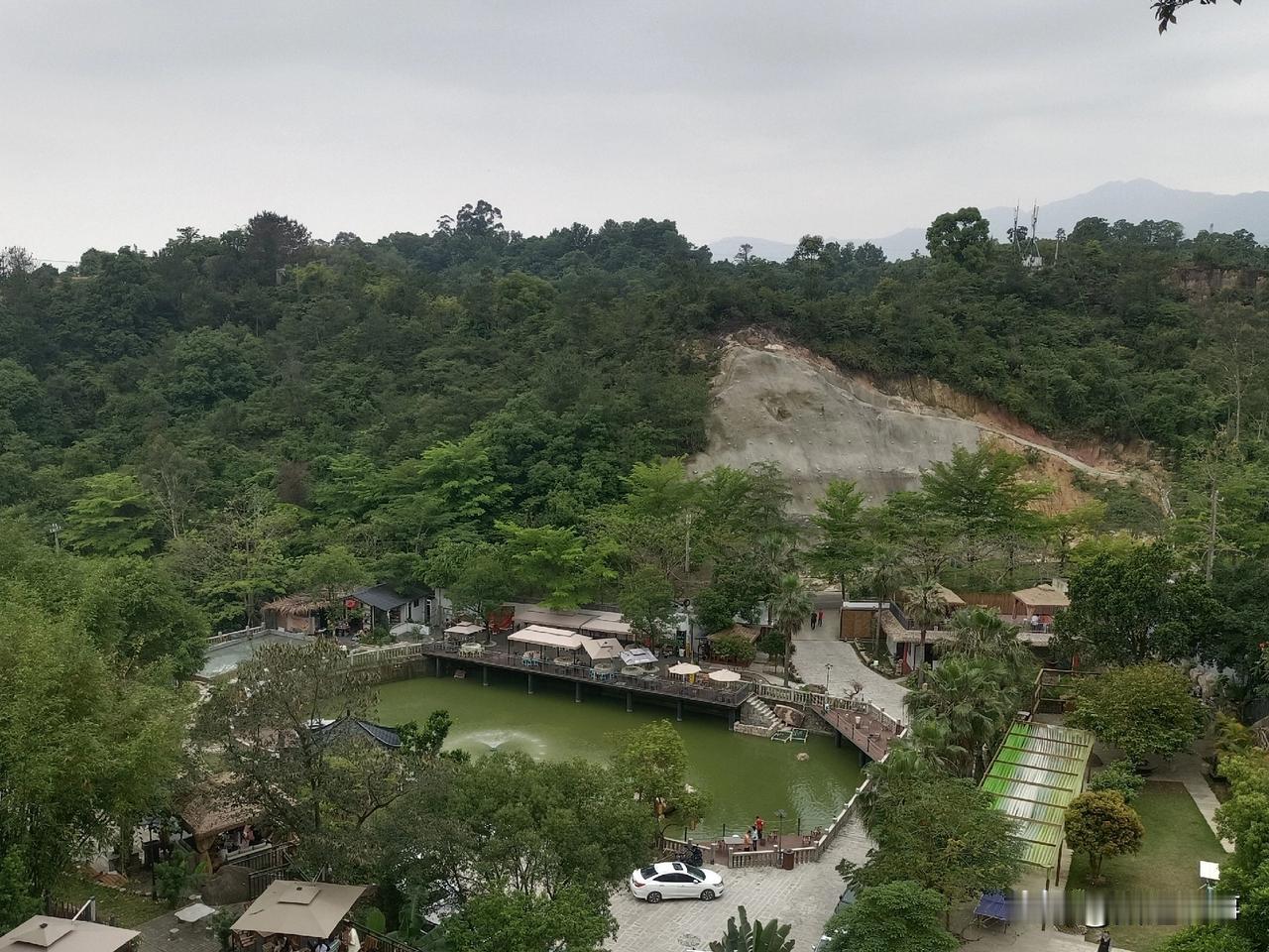 发现没，五一最快乐的不是带娃舟车劳顿去一些异地大景点添堵，也不是自驾堵在高速上，