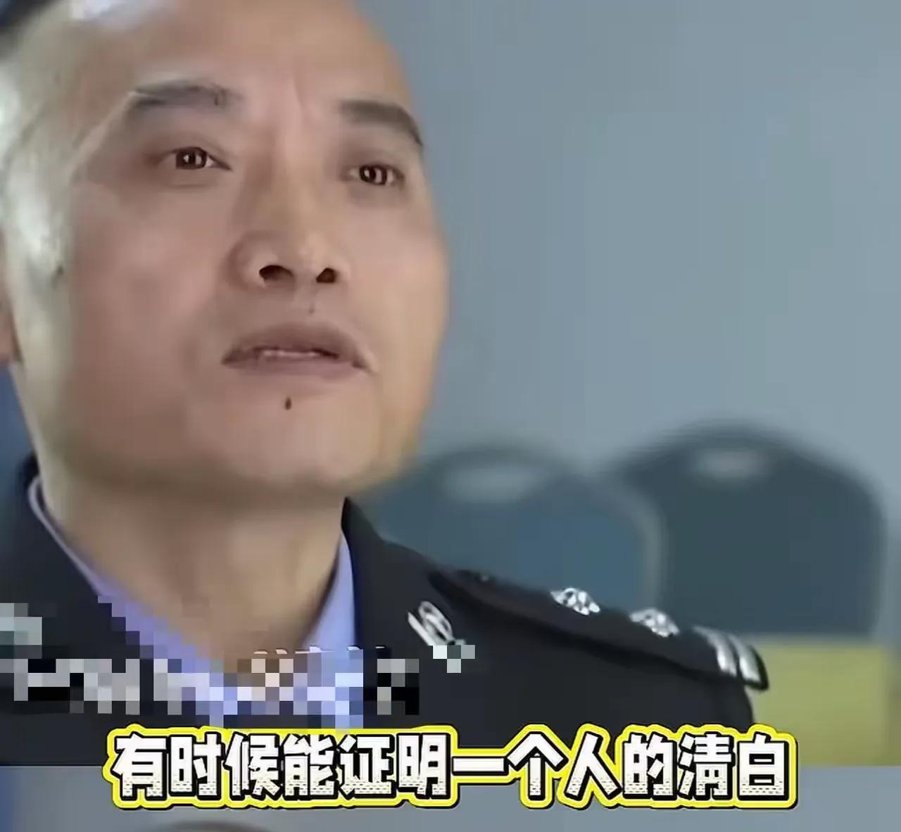 这才是人民的好警察！重庆，一辆奥迪车被划，监控里只拍到一名10岁男孩围着车子转，
