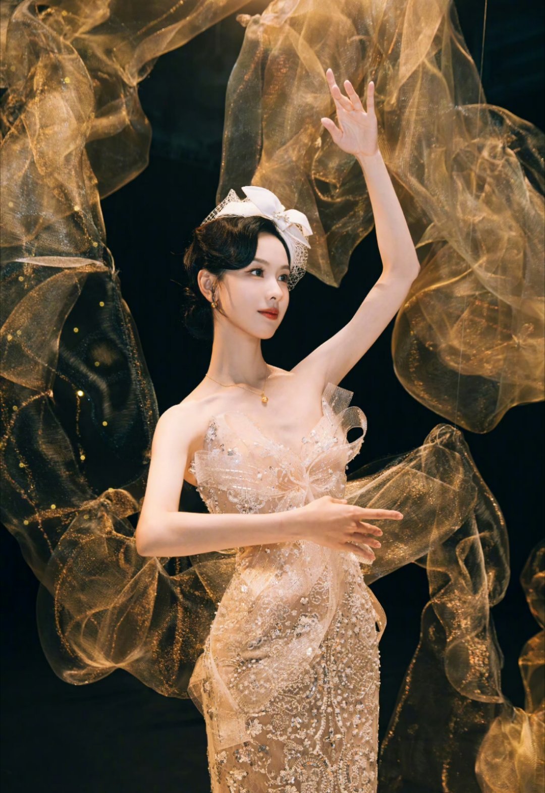 陈都灵大小姐我来了，这个嘟儿好美！！千金即视感😘​​​