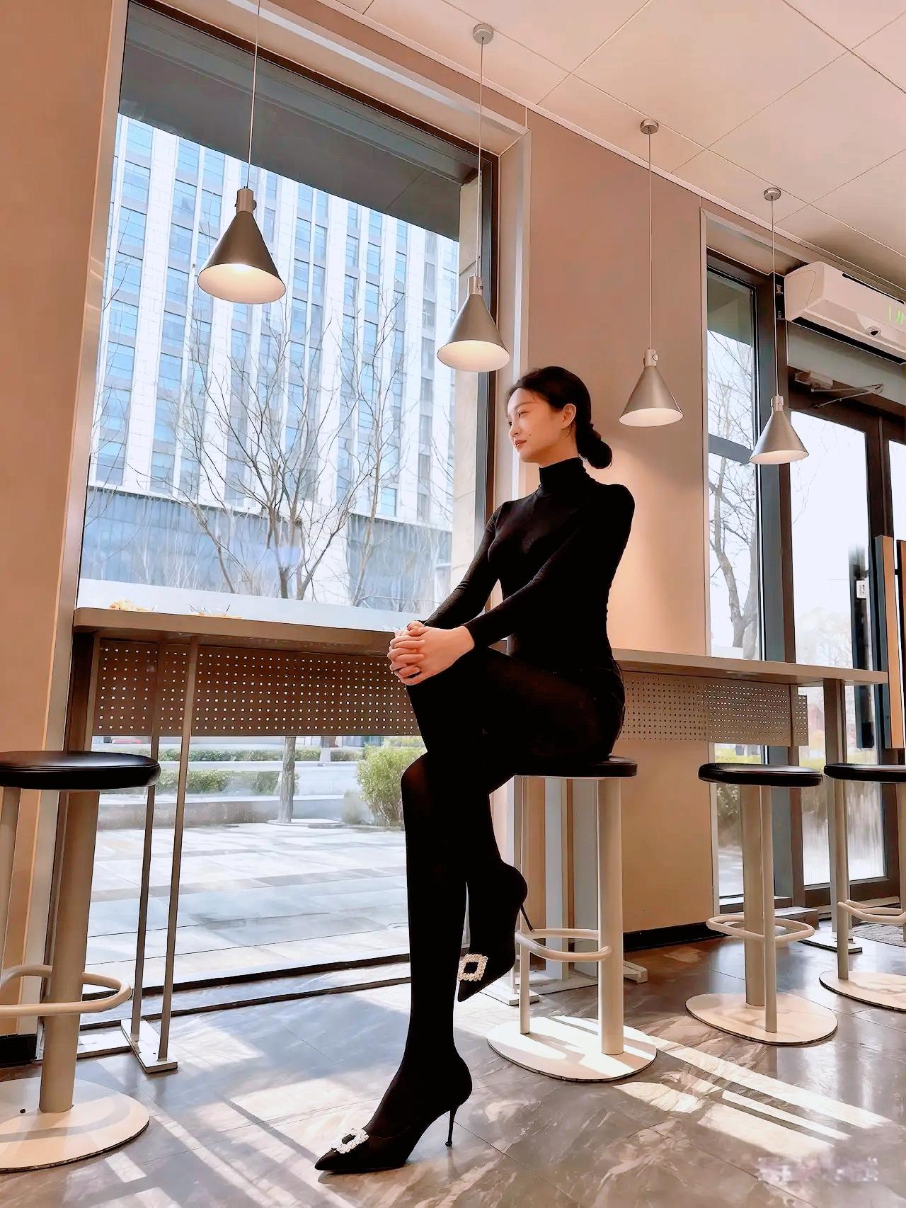 咖啡馆里的优雅时光