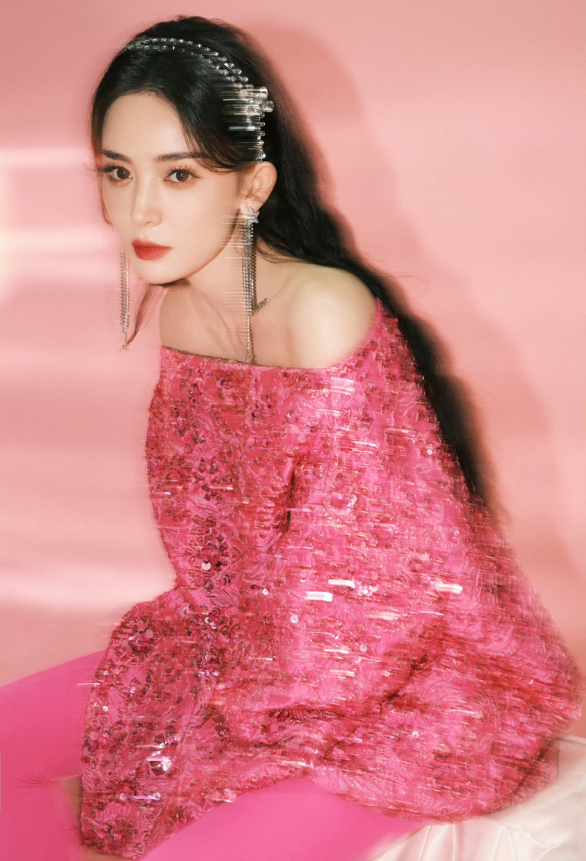 娜扎娜扎娜扎娜扎眼睛问题可能是小时候留的病根