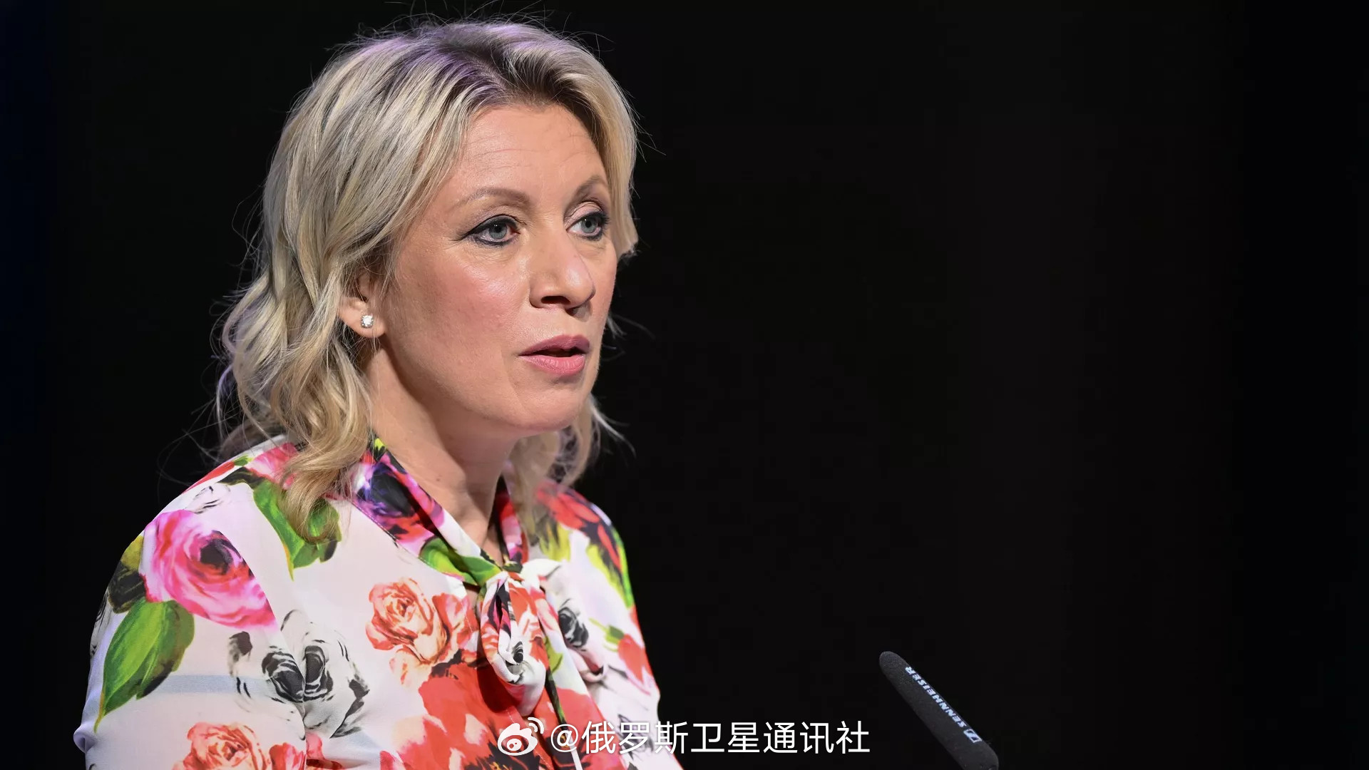 【俄外交部发言人：泽连斯基以为制裁《玛莎和熊》能改变前线局势】#泽连斯基制裁俄动画片玛莎和熊#俄罗斯