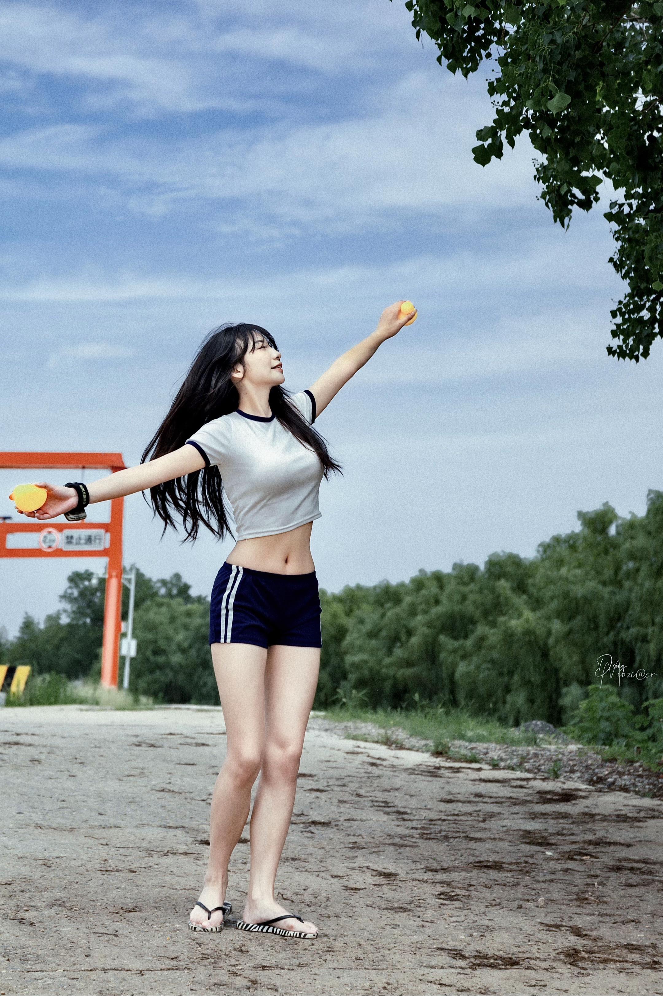 日系少女｜夏天的慵懒时光。《少女户外胶片🎞️写真》 骑上我的小摩托...