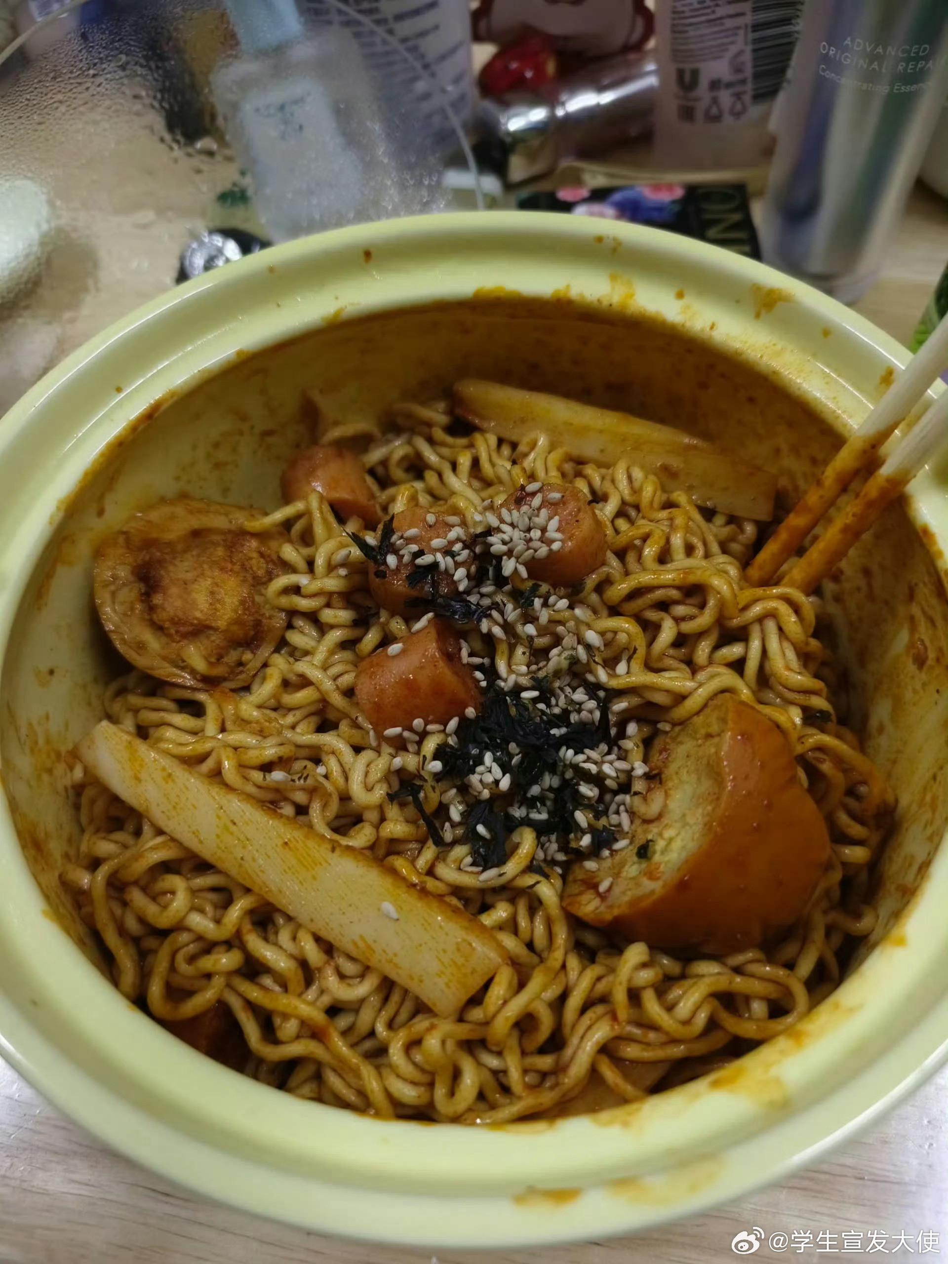 为了给男朋友买鞋已经吃了40天的火鸡面