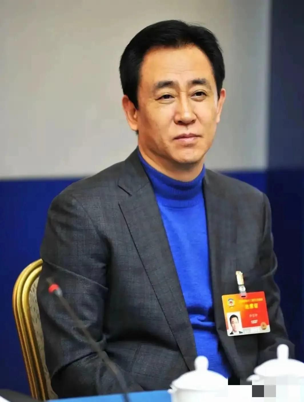 恒大集团欠下的巨额债务，最后是谁来兜底买单？答案就是：没人全额兜底，也没有哪个“