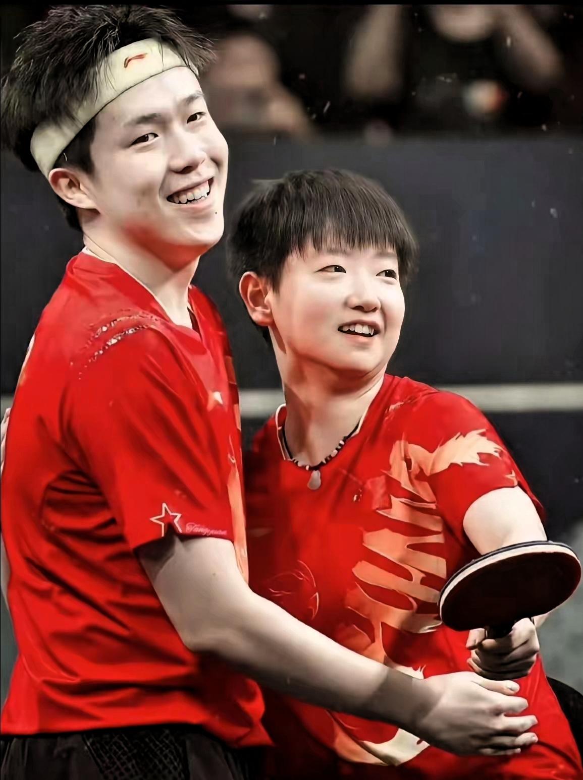 还在喷王楚钦失误多的根本没看懂这场球的底色！不是心态崩乱搏杀，是莎莎脚崴跑不