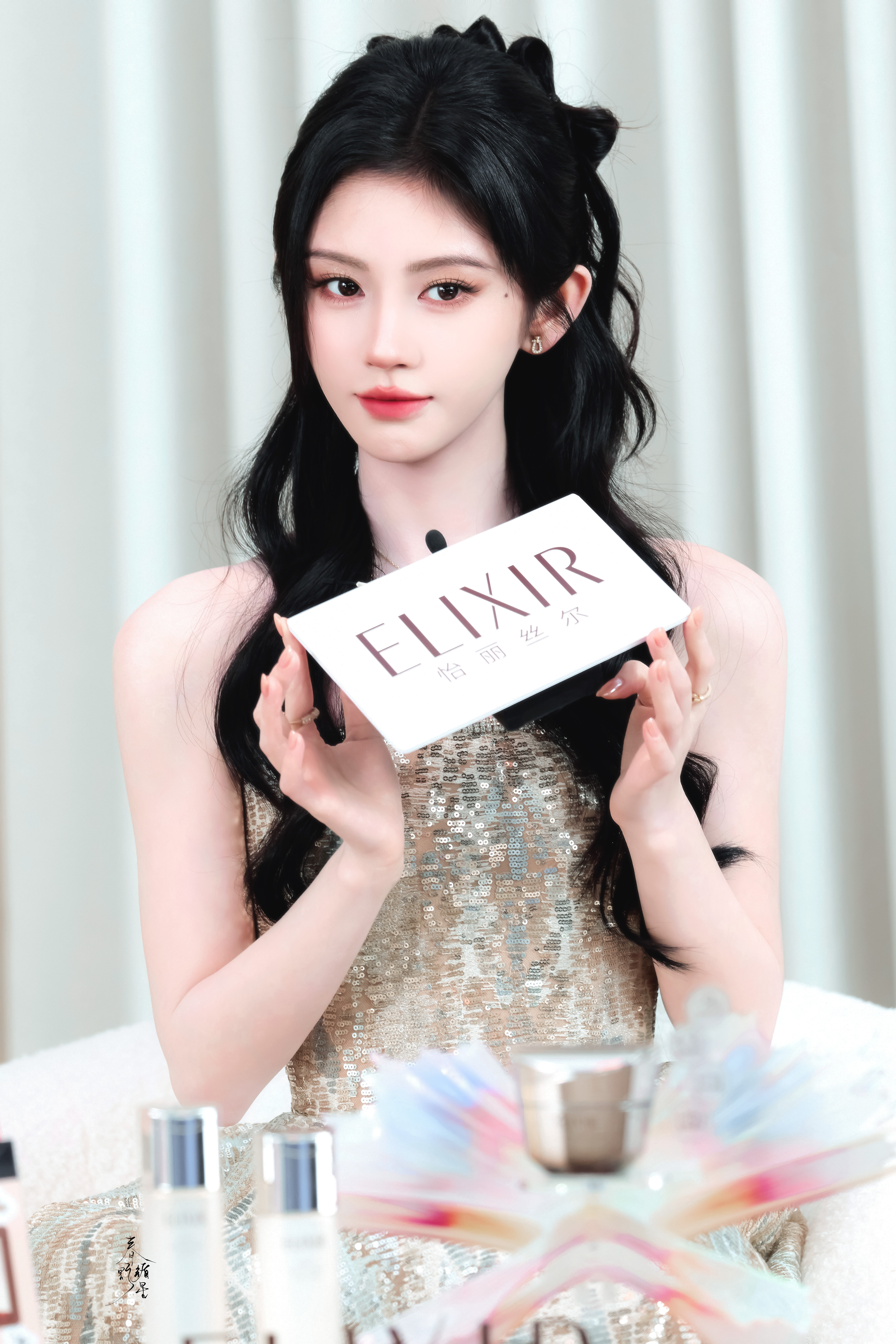 这套完全公主✨廖慧佳抱着鞠婧祎合照鞠婧祎又有盼头了​​​