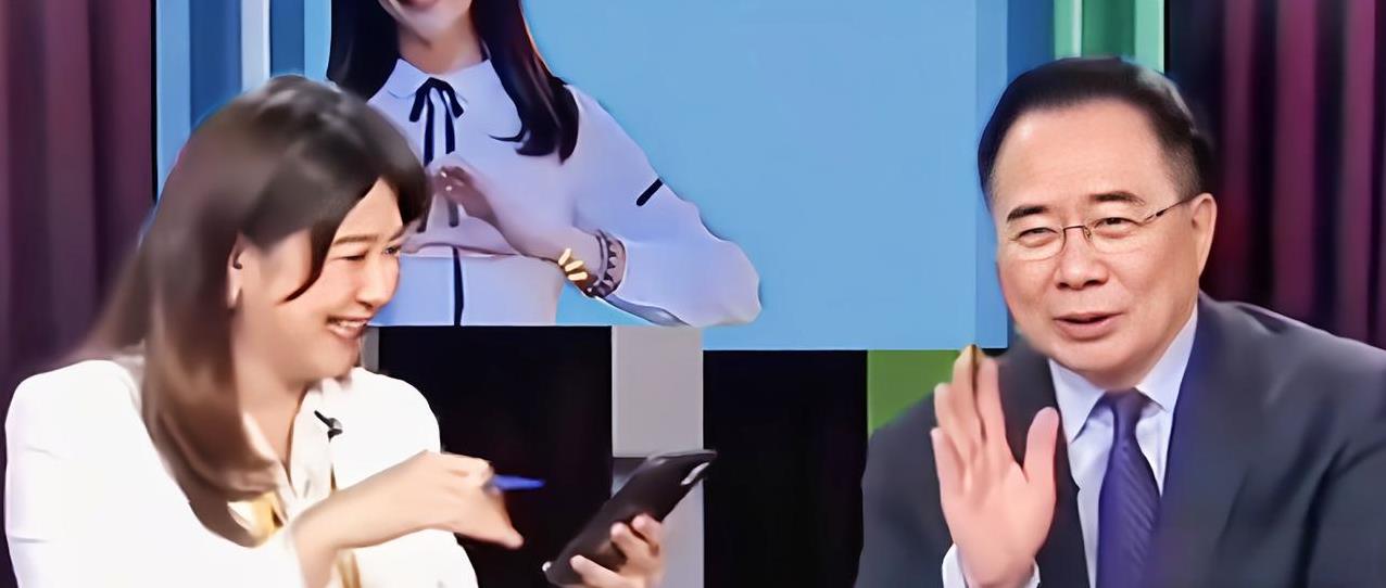 蔡正元首度回应为什么没有来北京看阅兵？在郑亦真主持的节目上，有网友向蔡正元提问