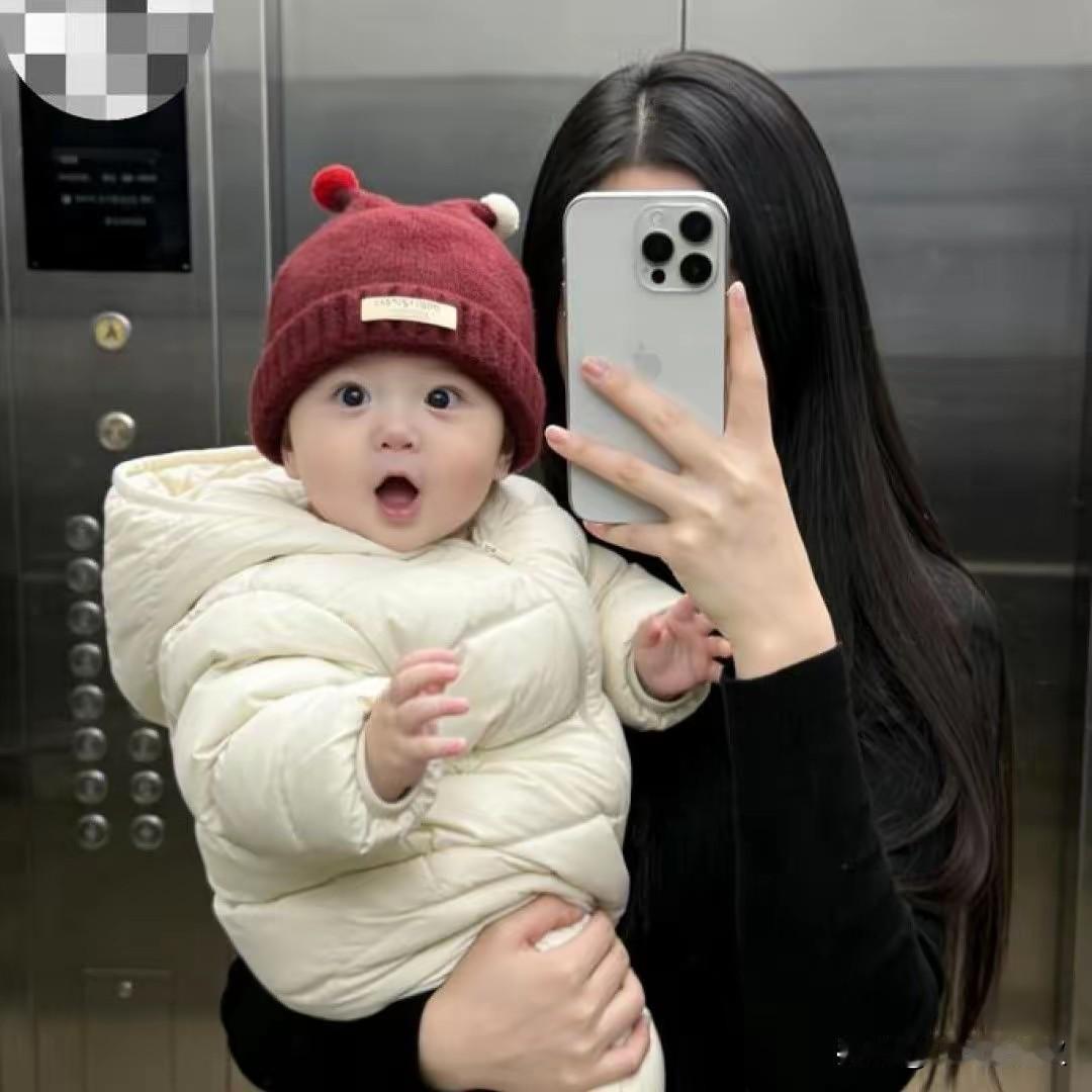 小孩哥镜头感十足[笑着哭][大笑]小孩哥名场面小孩哥超神瞬间酷酷的小孩哥