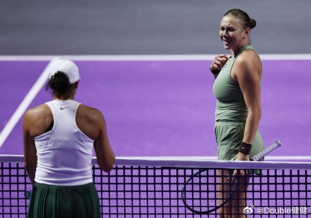本赛季能把今年四大满贯冠军赢个遍的只有一人！她能出线吗？阿尼西莫娃：温网半决赛击