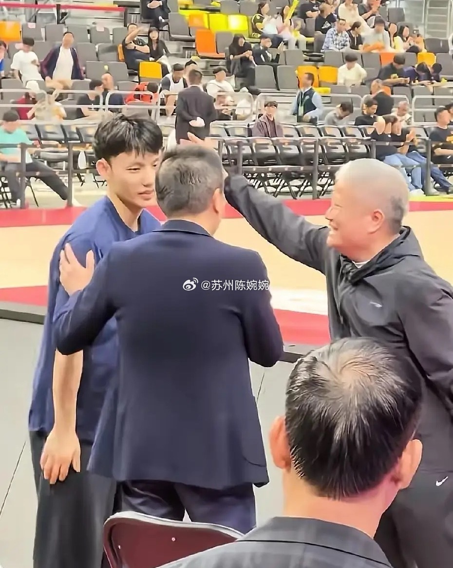 广东男篮如虎添翼！因为徐杰状态神勇，广东男篮取得久违的三连胜！对于徐杰的表现，陈