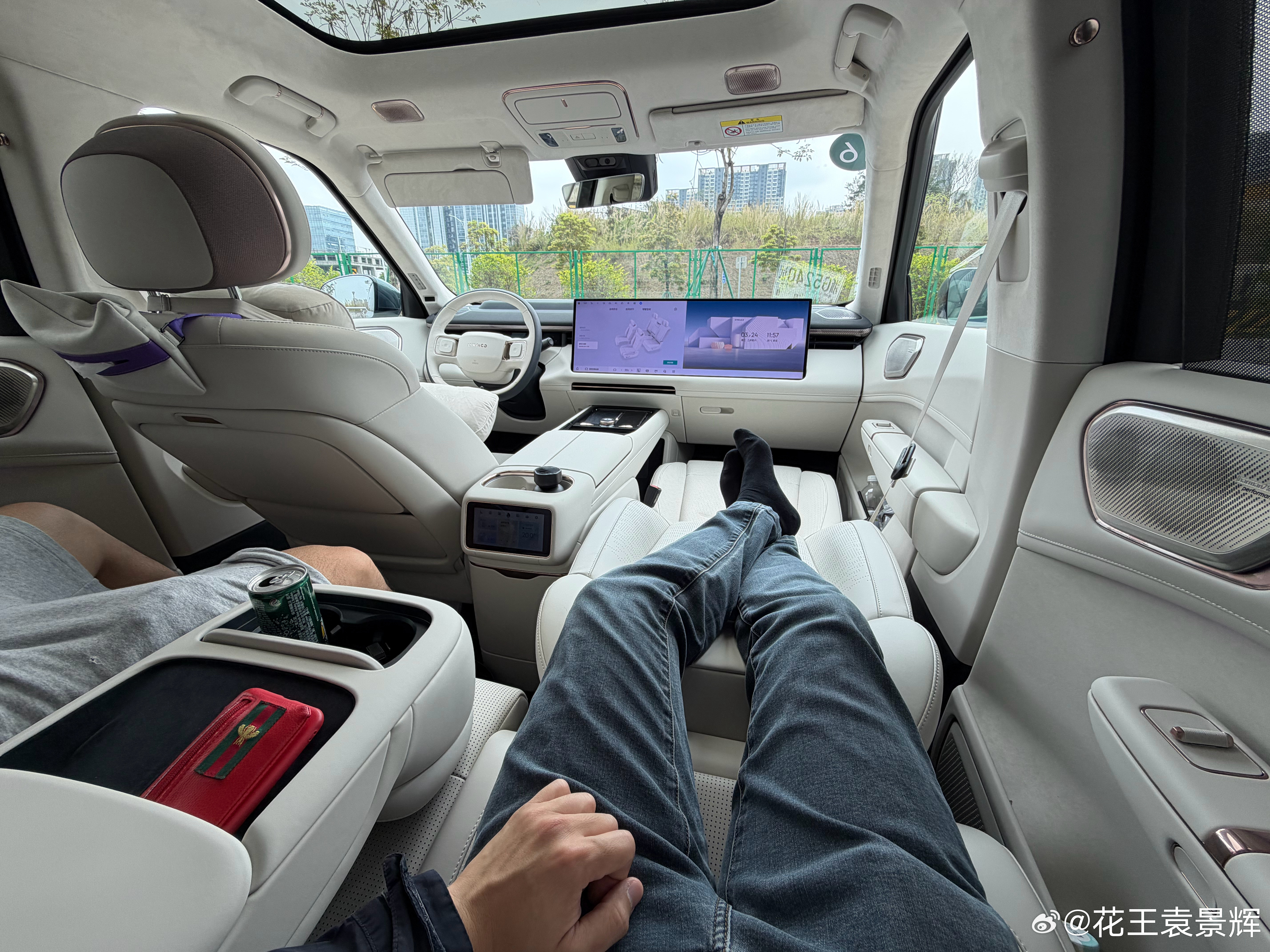 初尝领克900，大五座实用惊喜，双腔空悬调教再进化，是最软的领克，也是很好开的中