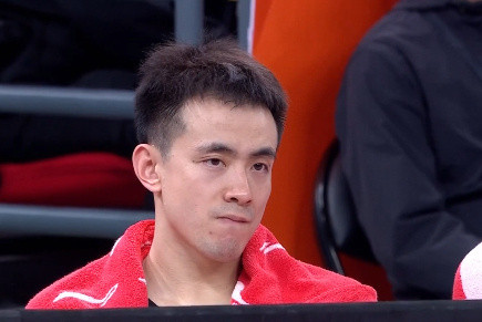 辽宁男篮攻防两端尽心尽力，但仍难掩球队惨败…全队最高的胜负值，双膝有伤的赵继伟