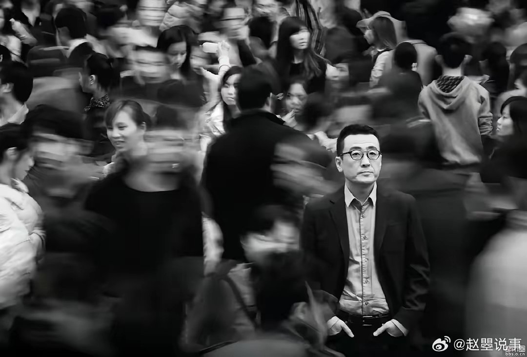 窦文涛台下的观众含金量有多高窦文涛入行30年不混名利场，圈子小到只有几位挚友。外
