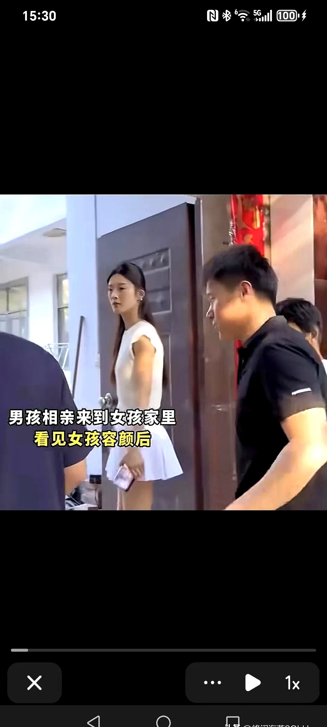这小伙相亲，见到漂亮女孩掉头就走，这事儿火了。有人说他怂，有人夸他清醒。