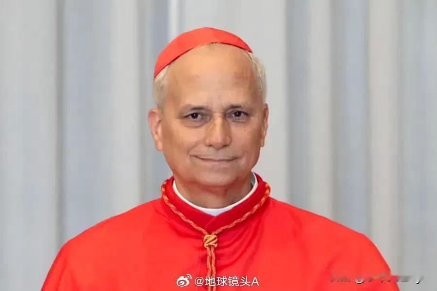 梵蒂冈经过两天的闭门选举，今天教廷冒出白烟，意味着新教皇诞生，选举结束。当选