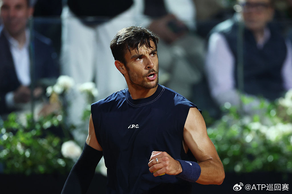 穆塞蒂晋级四强🔥ATP1000罗马大师赛1/4决赛，本土宠儿穆塞蒂首盘化解4