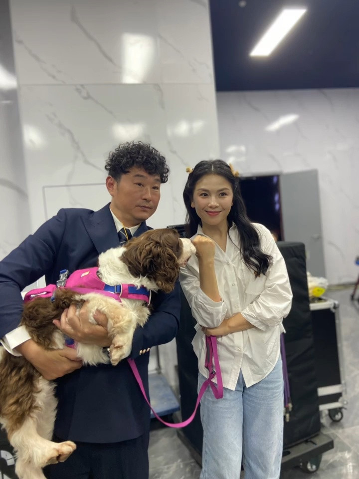 刘涛！宝！我要看我儿子查理！​​​