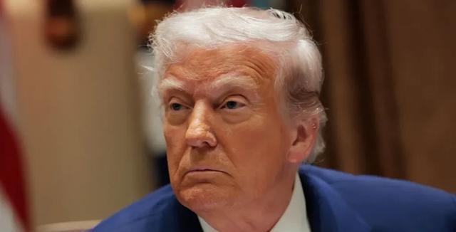 特朗普表示：如果俄罗斯对美国构成威胁，我们将准备好与俄罗斯进行核战争。特朗普的