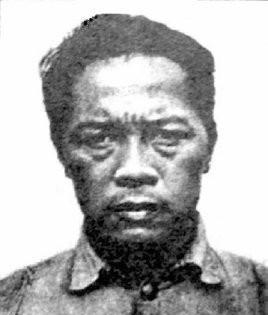 1945年8月，桂军师长李本一进入<em>南京</em>，冒充重庆派来的接收大员。等真正的<em>受降</em>代表
