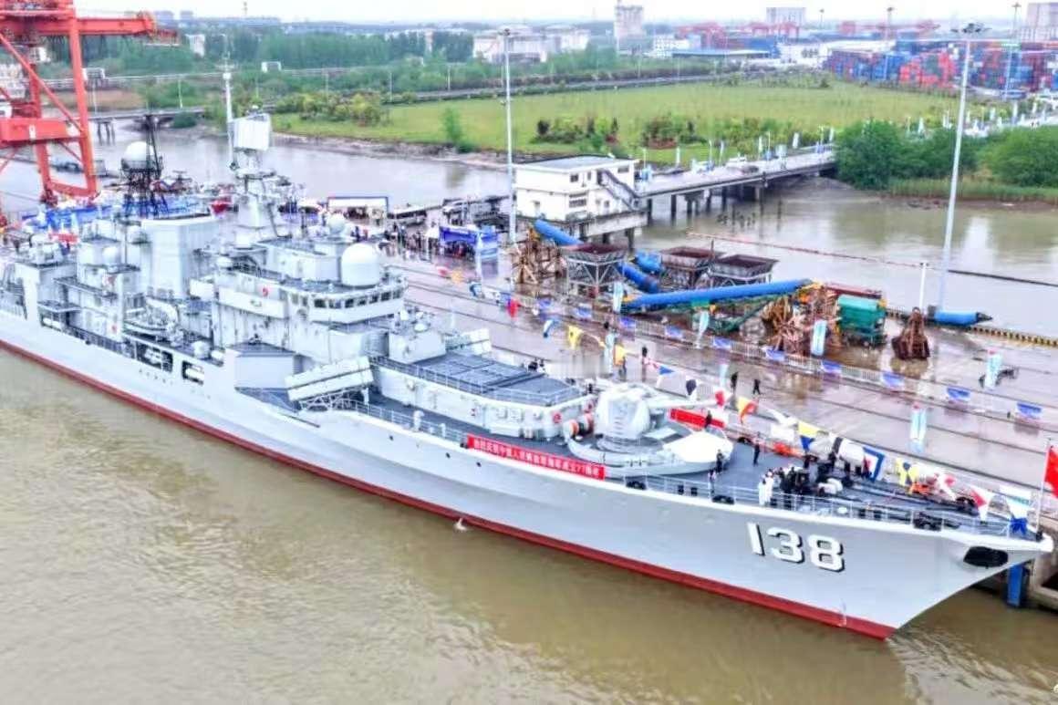 乌克兰媒体赞叹，我国升级版现代级驱逐舰，战斗力远超俄罗斯海军舰艇。这简直就是俄罗