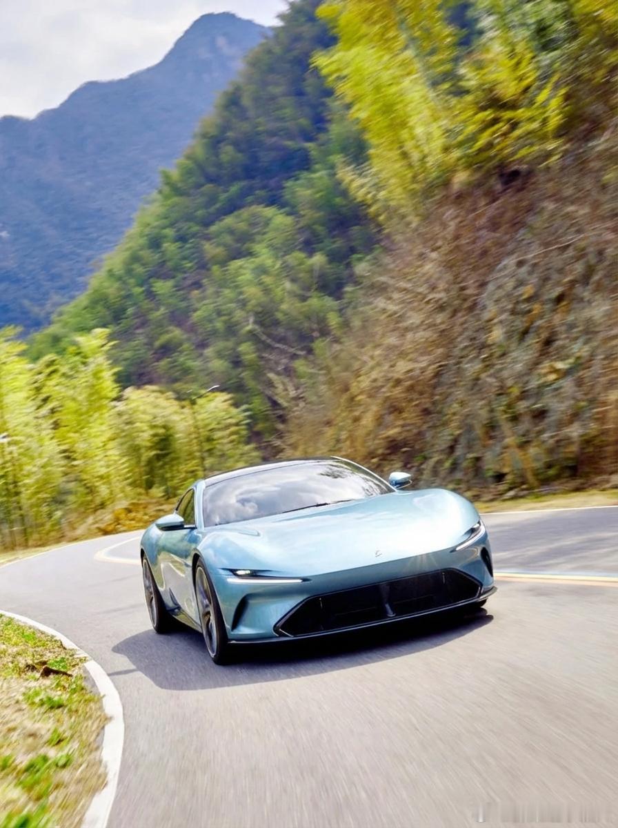 尚界轿跑，跑起来是什么样子？拿AI给糖总的假想图生成了一个动态版~按照命名规则，