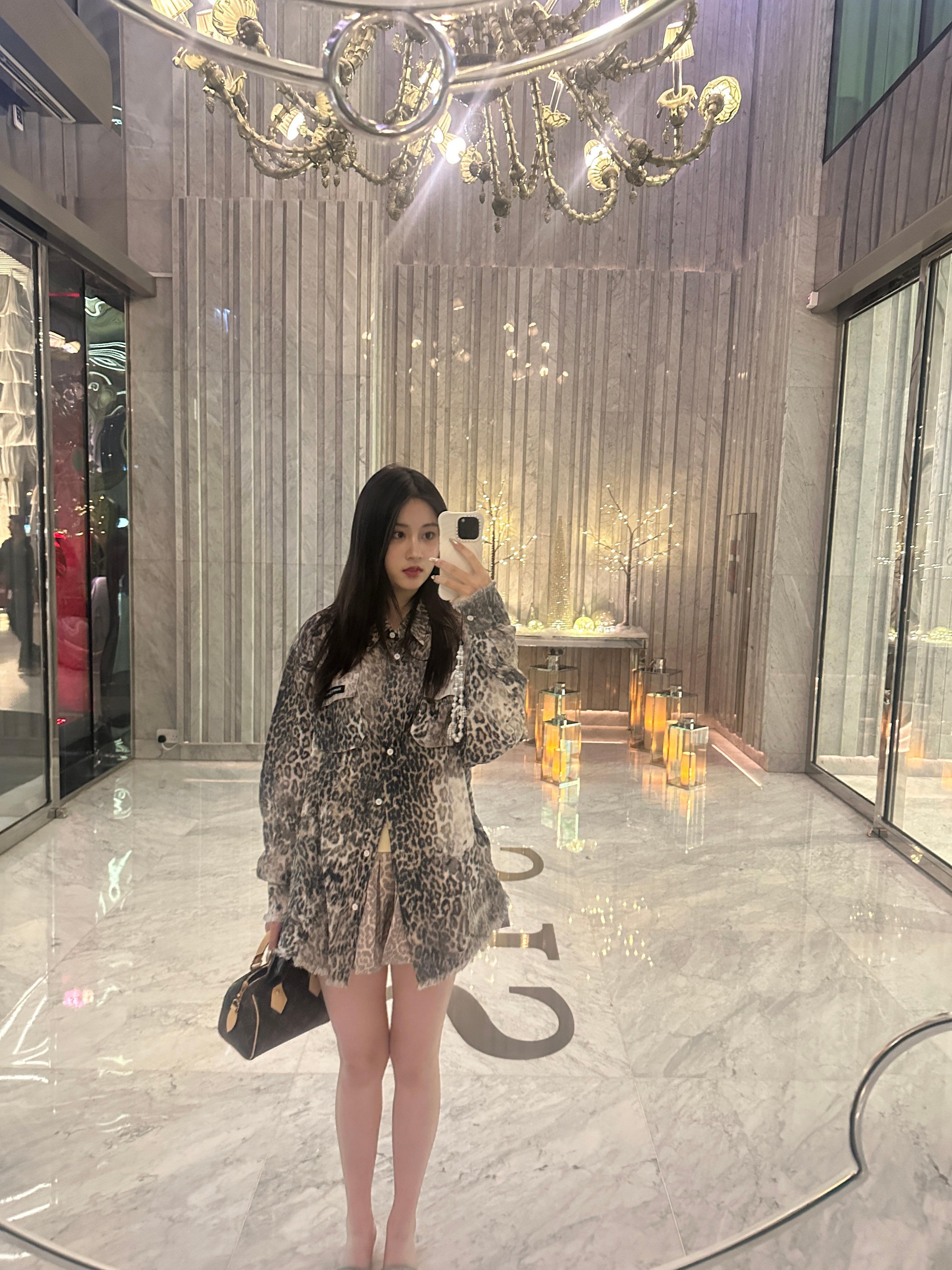 范晓涵自拍照🤳🏻