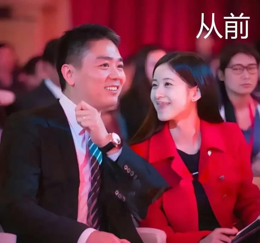 刘强东从此在老婆面前没有了自信前后两图的对比，不要太明显。[笑着哭]现在这张