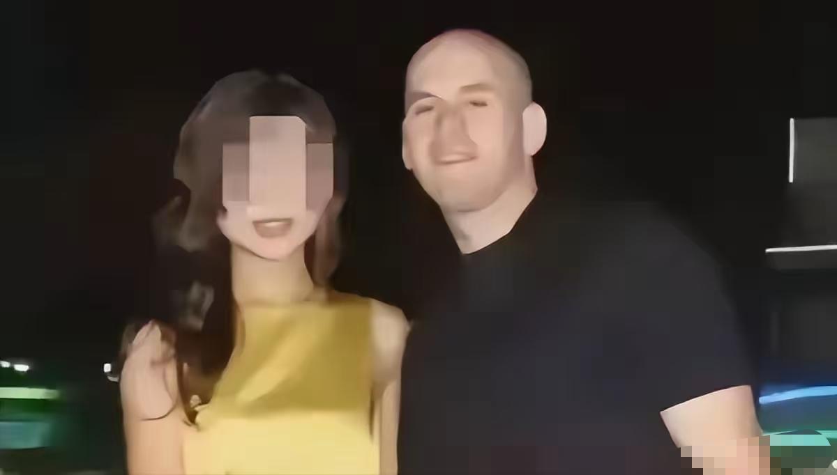 美国健身教练公开炫耀自己在中国睡了1242个中国女孩，还说“睡她们太容易了”，更