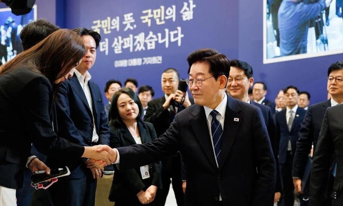 姜勋植请辞，李在明暂未拍板9月21日，韩国总统秘书室长姜勋植向总统李在明递交