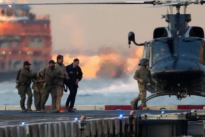 震惊全球！美军特种兵被捕：参与掳走马杜罗，靠内幕狂赚40万美元！当地时间4