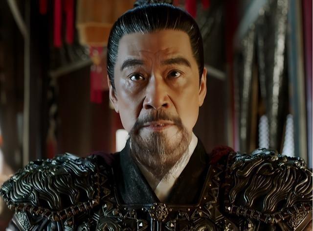 朱允炆时期那么强盛，几十万大军，咋4年就被朱棣打败了？这么说吧，朱允炆一点都不傻