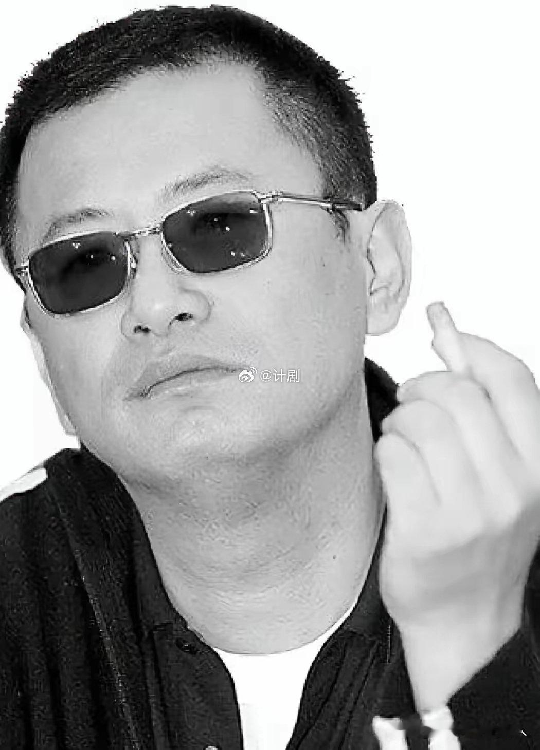 今天娱乐圈最大的瓜来了!王家卫又被爆料了……刚刚听完最新爆料的录音,王家卫这回又