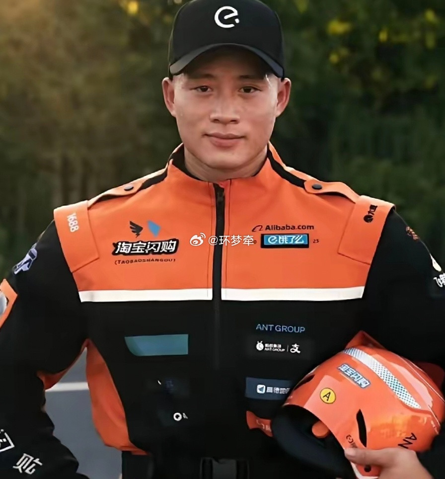 京东无语了，美团也沉默了，谁能想到红蓝黄外卖大战的终结，居然是从饿了么改名换工服