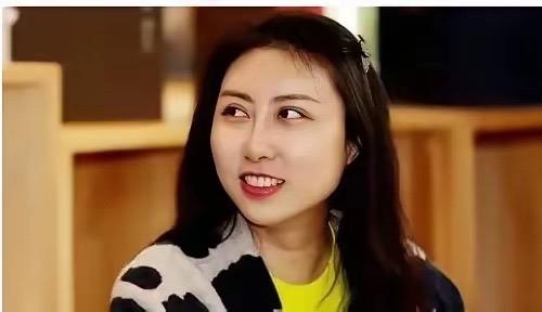 贾浅浅再翻车！西北大学终于发声了。校方明确表态，对这种行为始终坚持零容忍原则