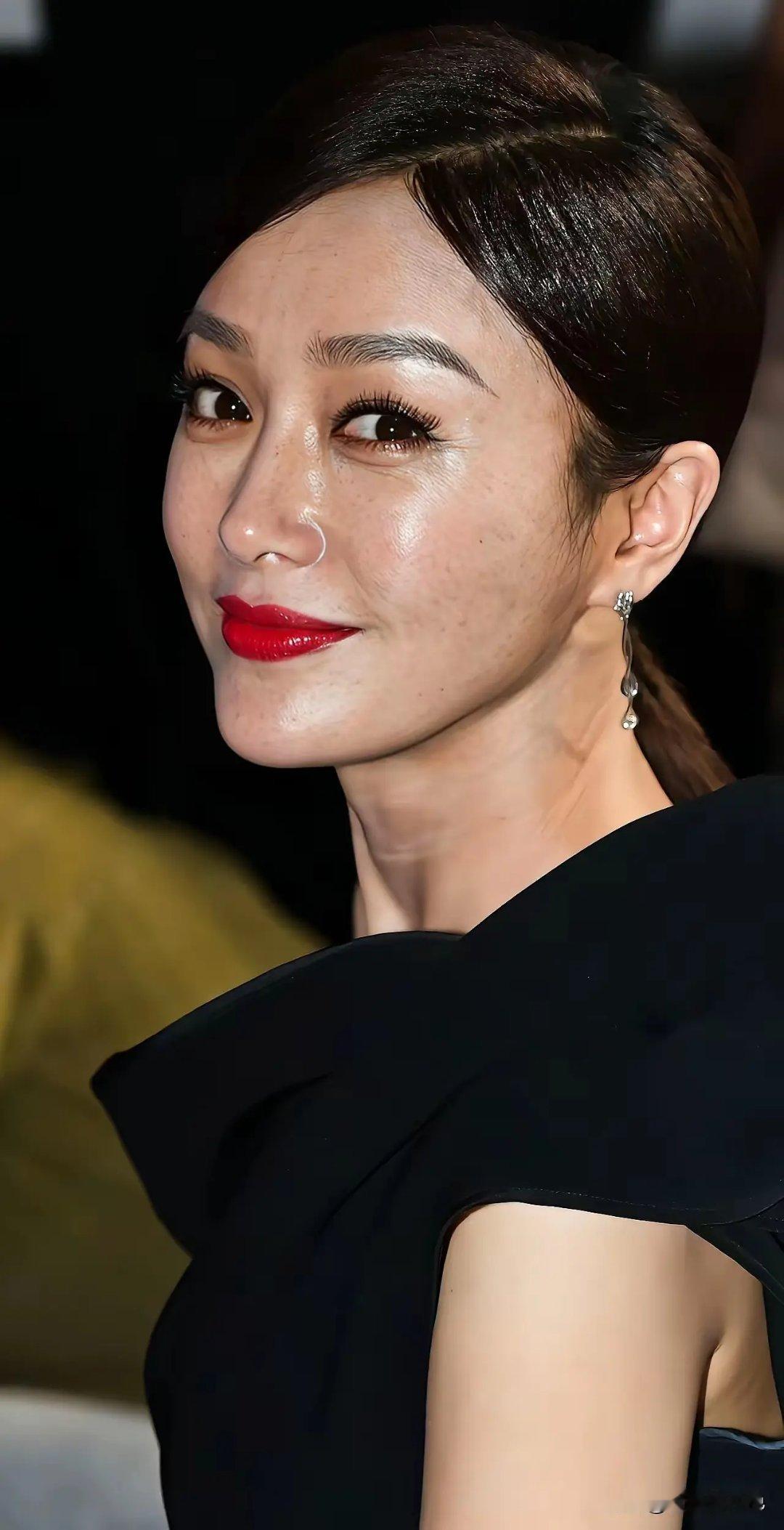 离开没有滤镜的女神们说实话真是一言难尽