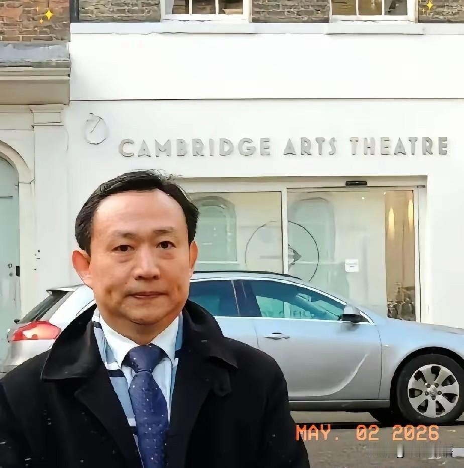 今天刷到卢麒元的访谈，直接把我骨子里的火给拱出来了。​他直言，卖国之罪，绝对