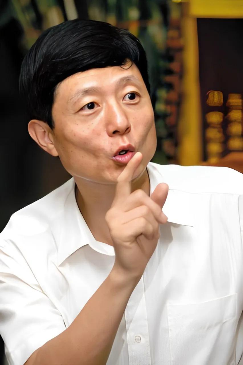 艾跃进、司马南、王立华等人，善于站在道德的制高点，打“爱国旗号”，以及其夸张和激