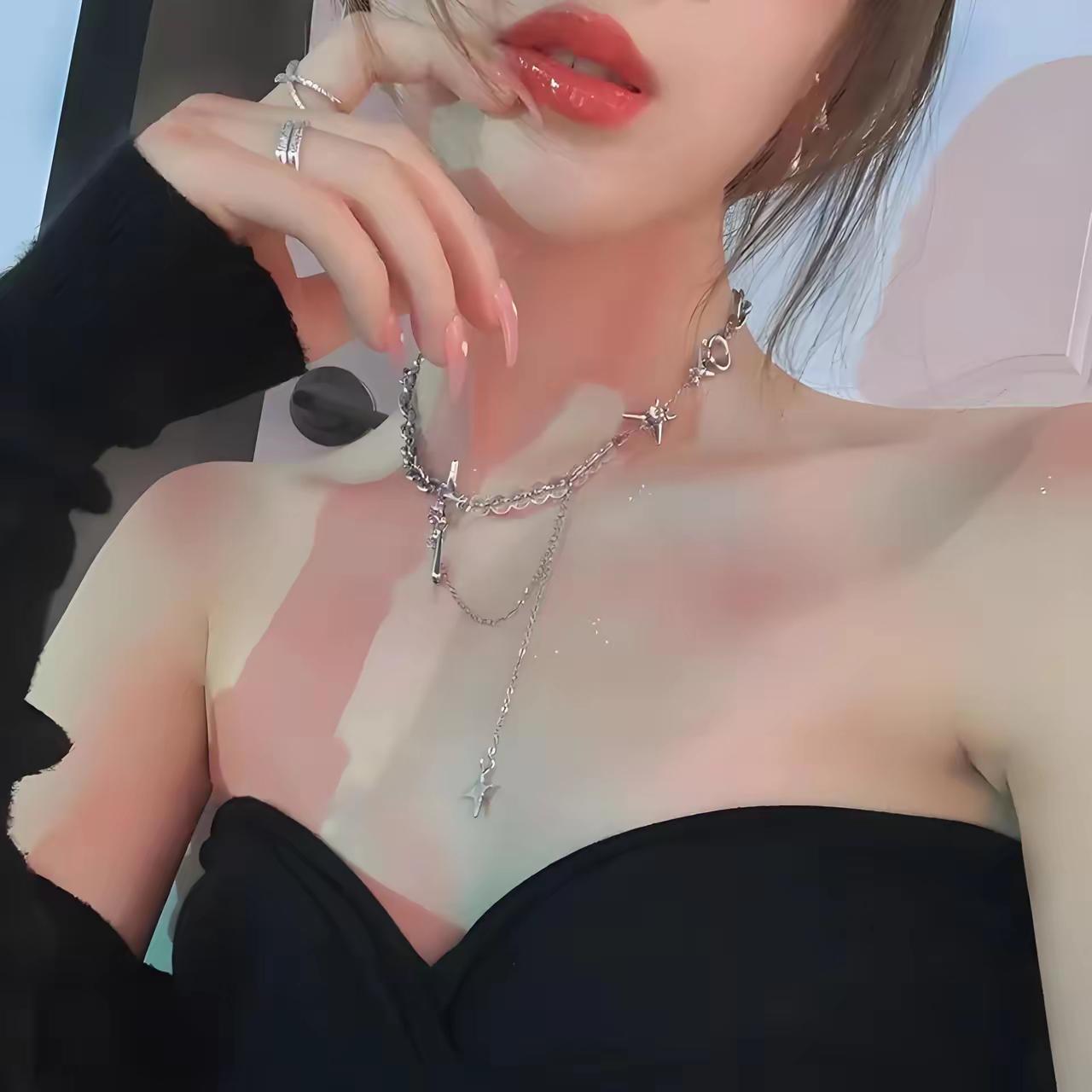 在男人眼里，最迷人的盛宴就是女人的性感。性感的女人能够勾起男人的生理性喜欢，让男