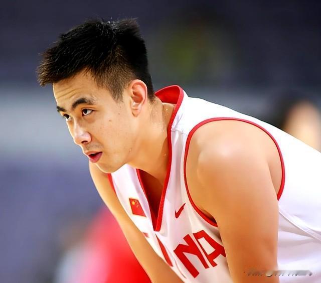 北京时间2月23日，距离世预赛第二窗口期首战还有3天时间，中国男篮终于公布了对阵