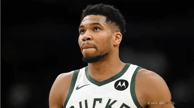 据记者ZachLowe报道，老鹰、勇士、湖人、热火和尼克斯等球队，可能会保留他