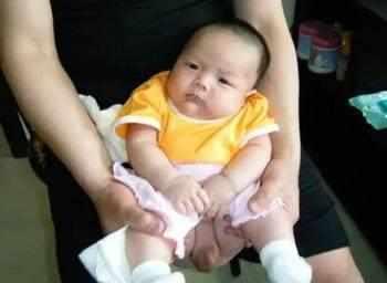 1岁宝宝拉粑粑把肠子拉了出来, 送去医院医生骂婆婆无知