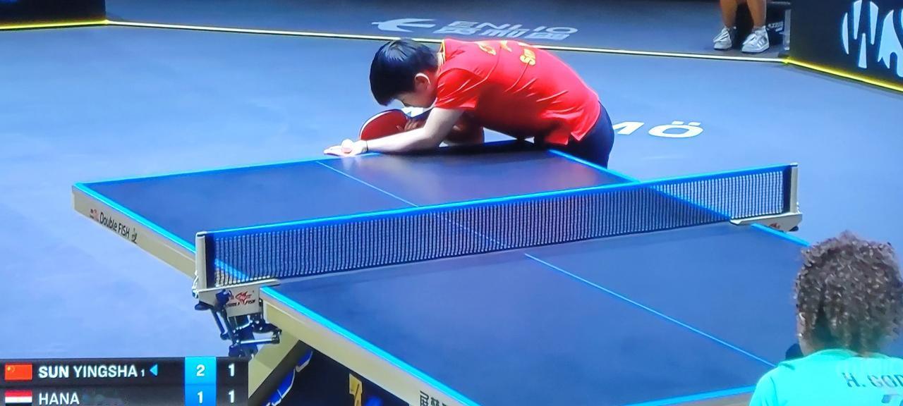 莎莎3:1逆转汉娜•高达，取得开门红！虽然汉娜•高达11:3赢了首局，但是莎莎