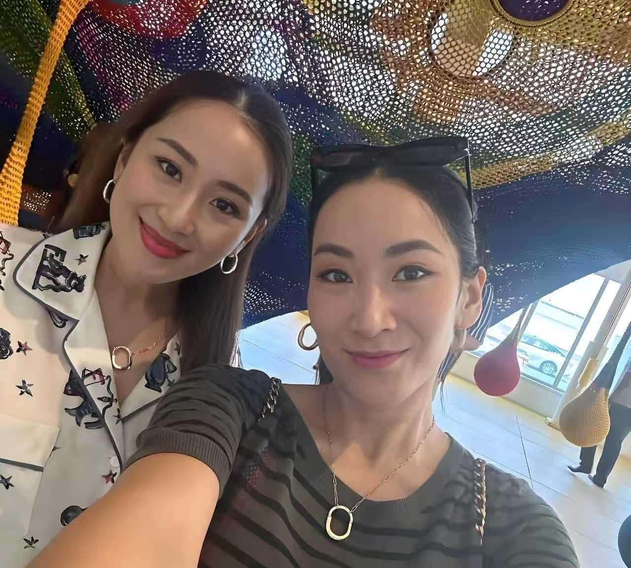 佩通坦虽然被解职了，但他信家族并非就彻底失败了，佩通坦的姐姐萍通坦依然可以朝着泰