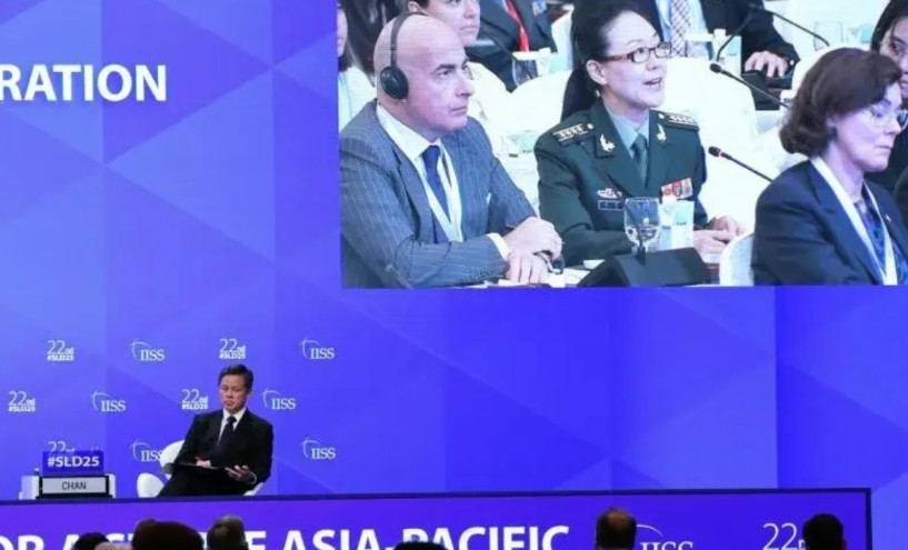 在香会被“围攻”后，中方代表现场提问表达立场，新加坡防长回应“如果中国觉得世界不